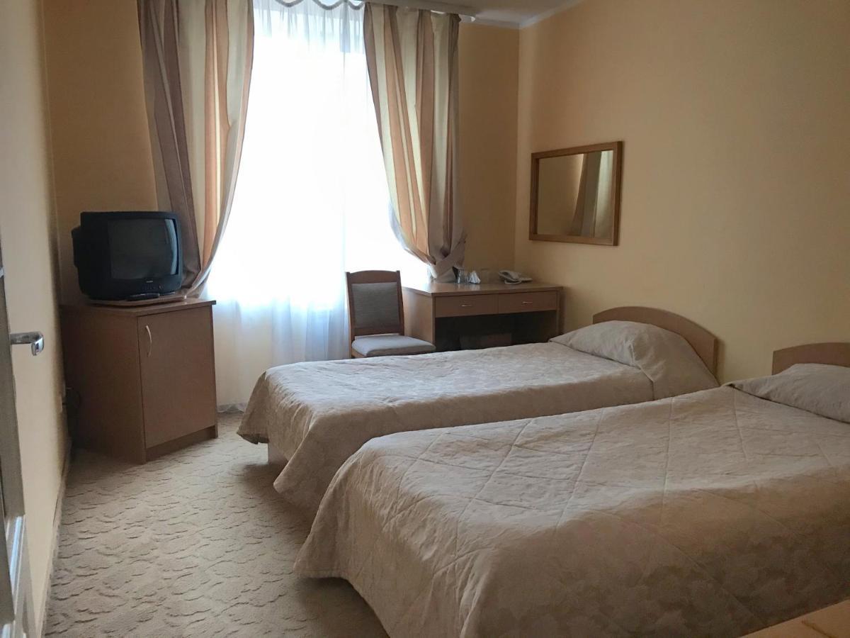 Готель Ягодин Starovoitove Bagian luar foto